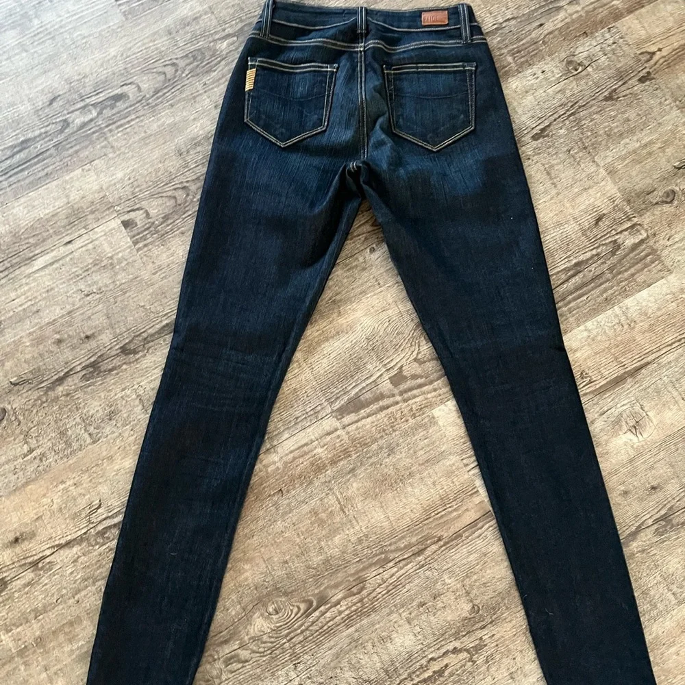 Jeans - Picture 2 of 4